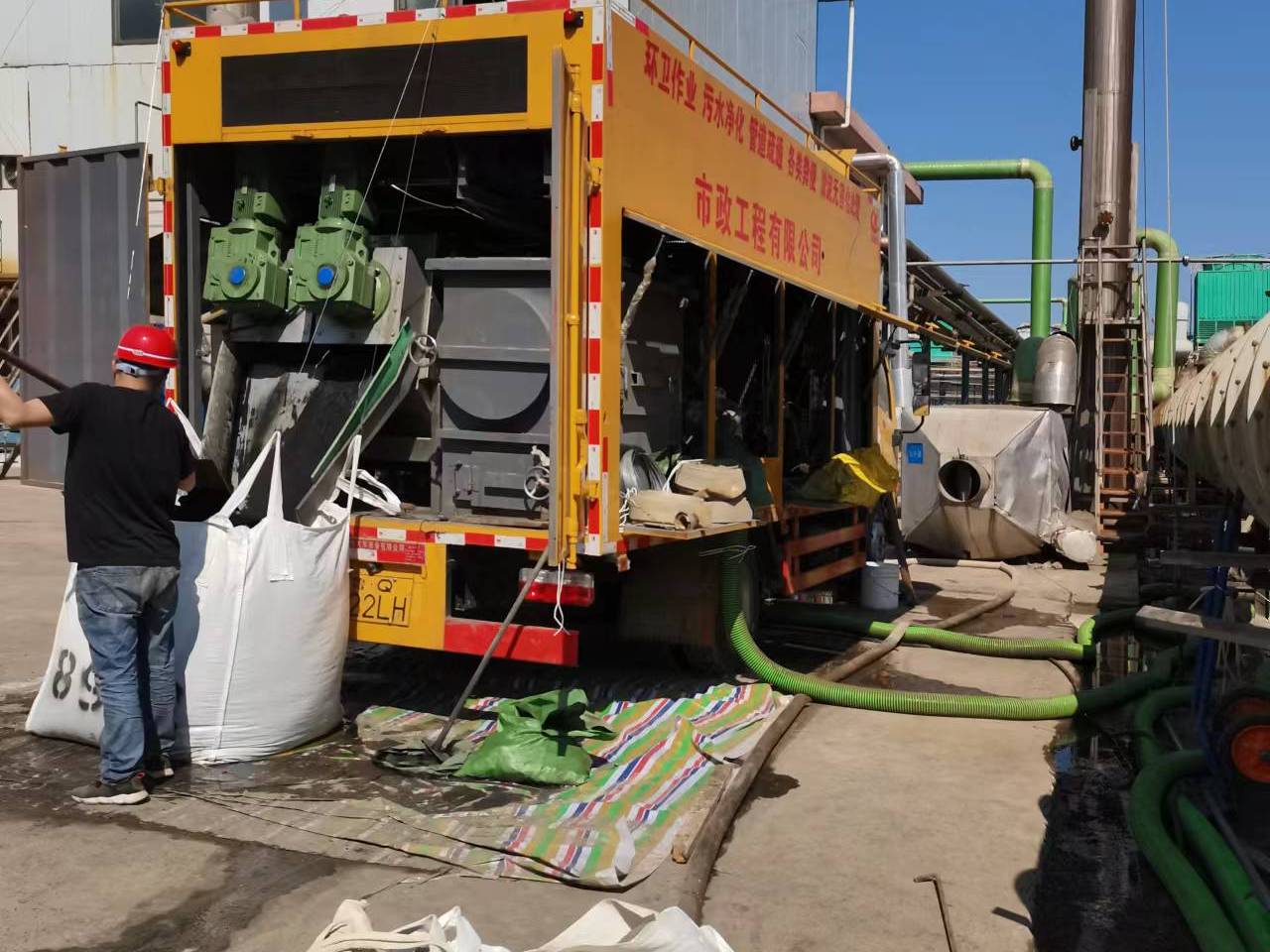 门源淤泥压干处理